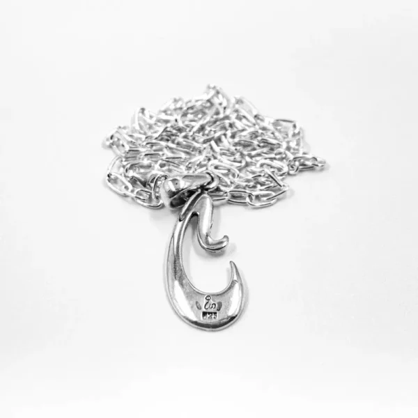 Juego Aretes con Poste y Dije Garfio
